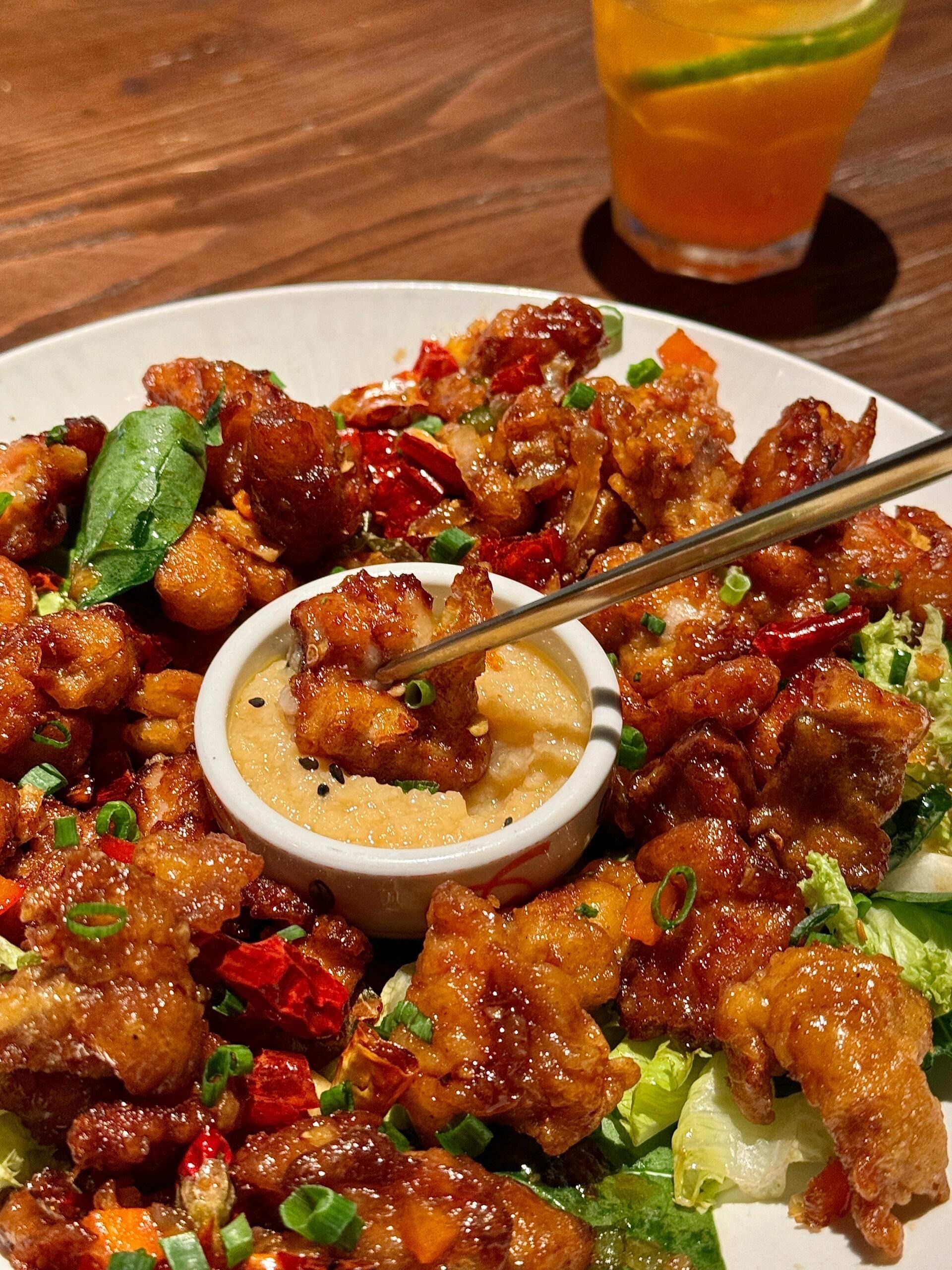 QQ